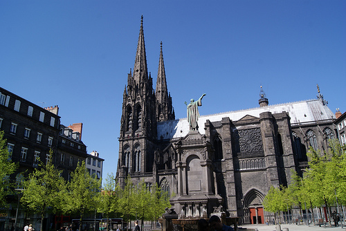 Clermont-Ferrand: Catedral de Nuestra señora de la Asunción
