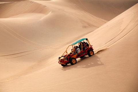 desierto paracas buggy
