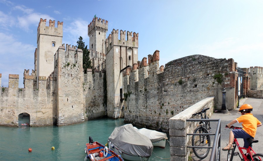 sirmione castle italy
