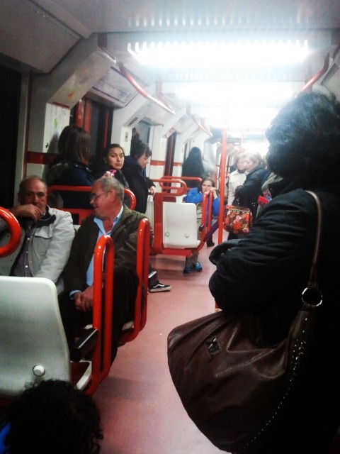 pasajeros de metro