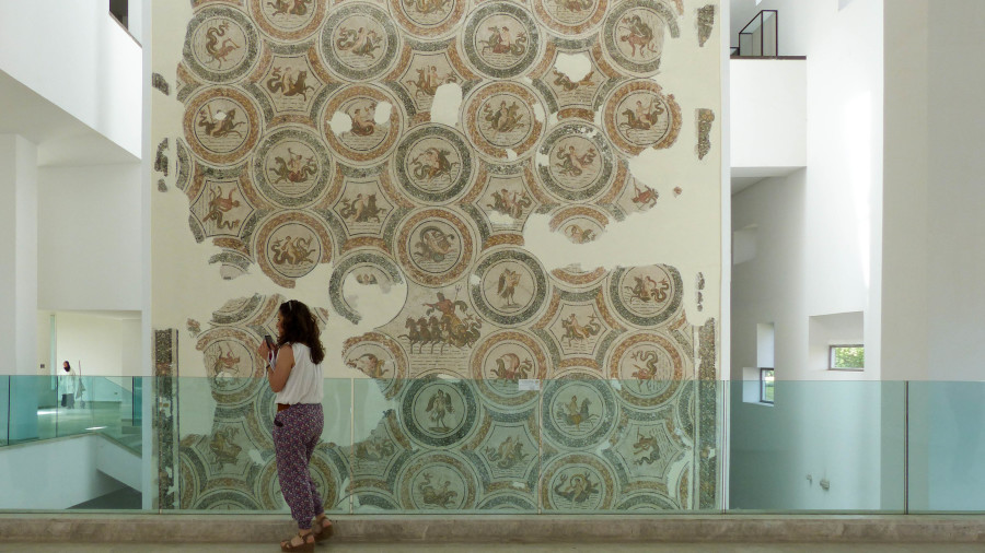 Viajar a Túnez es seguro: Mosaico que representa a las víctimas del museo del Bardo